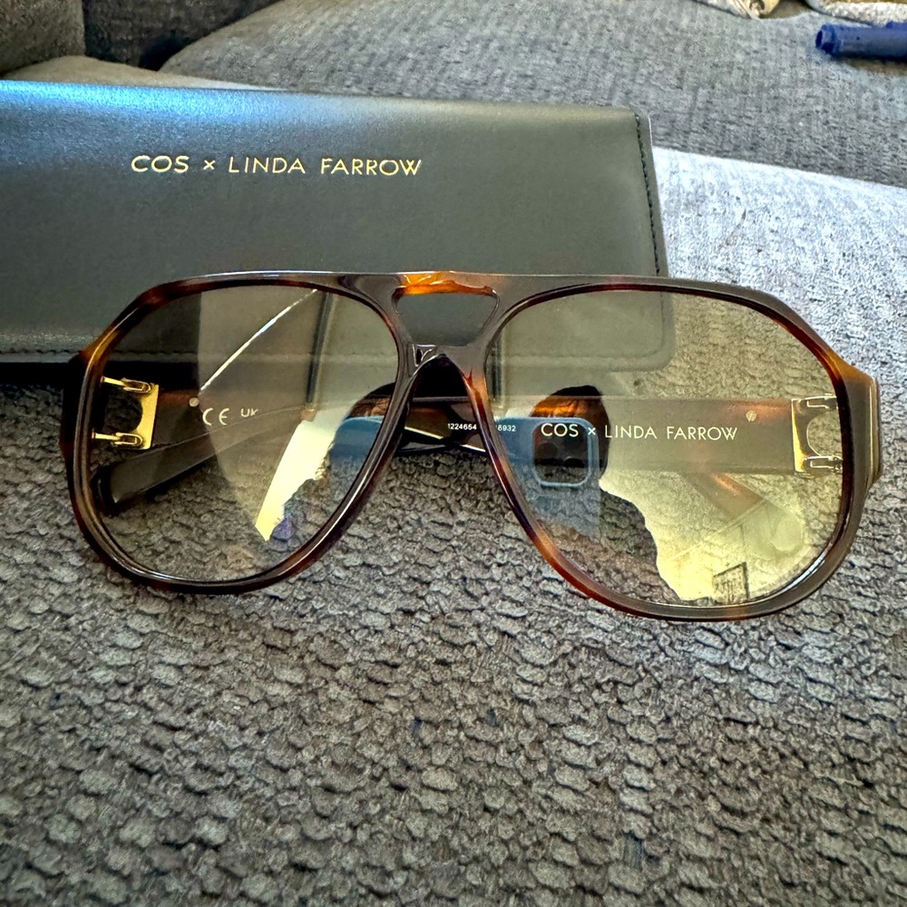 Sunglasses , Linda Farrow x Cos, aviator shape , limited edition